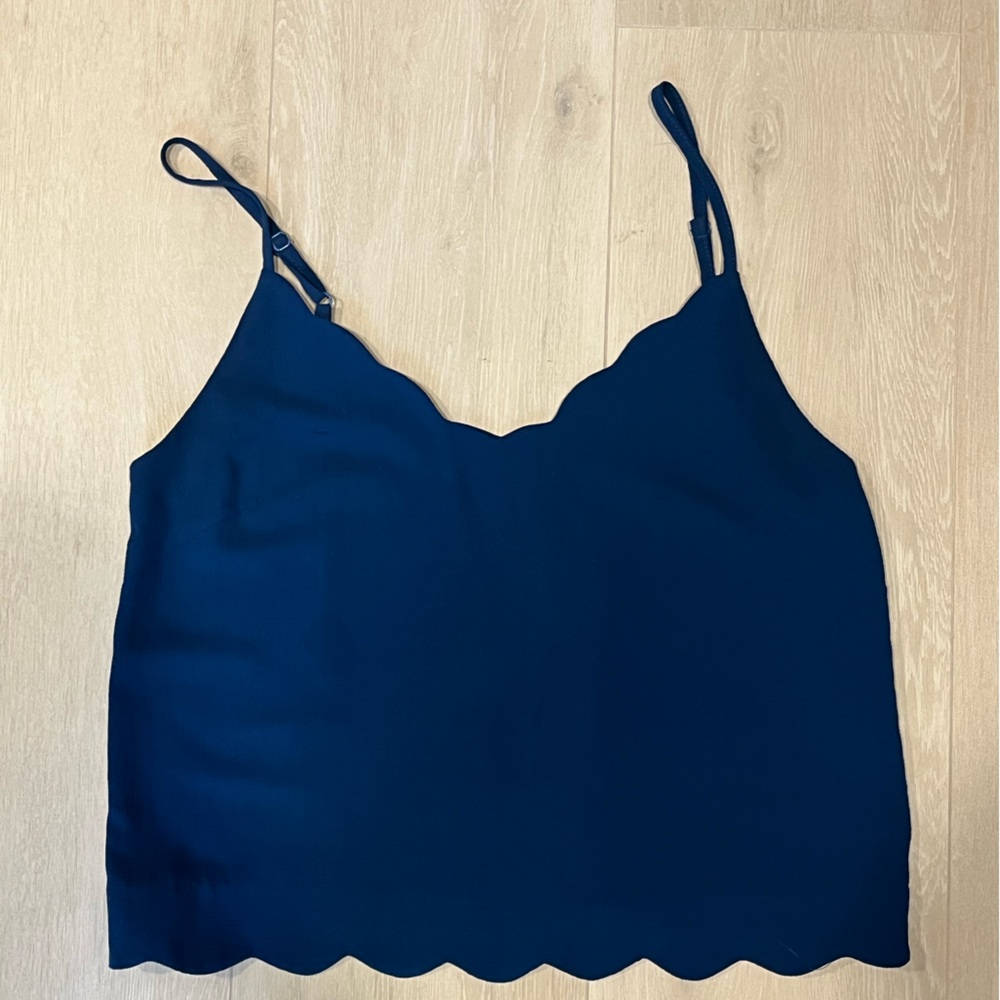 Blue scallop LUSH tank top size S